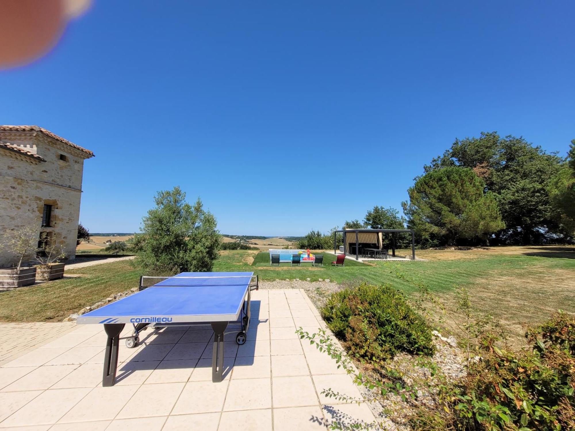 La Colline Gersoise-piscine-sauna